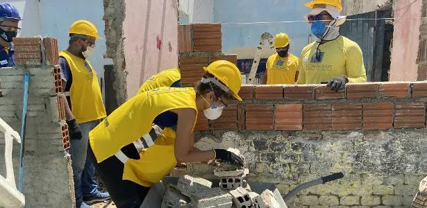 Com reforma de casas, voluntários transformam vida de 4 mil pessoas no RN