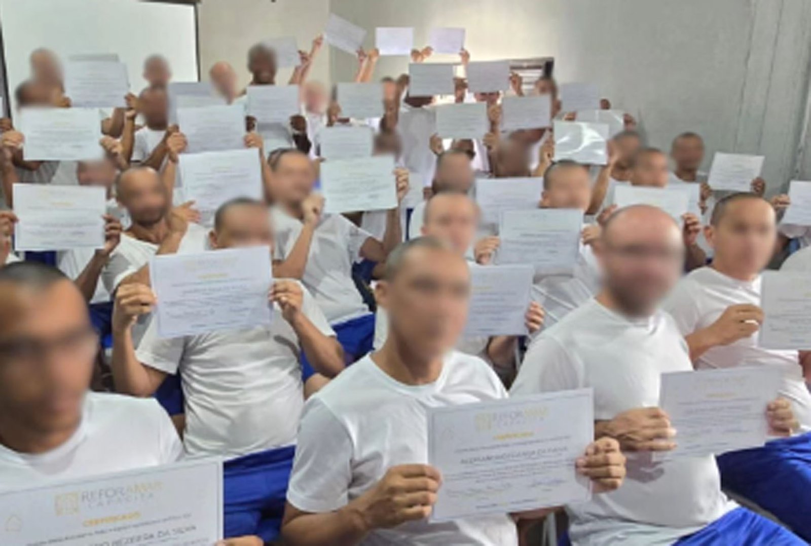 cinquenta-presos-de-alcacuz-concluem-curso-de-fabricacao-e-instalacao-de-pisos-intertravados